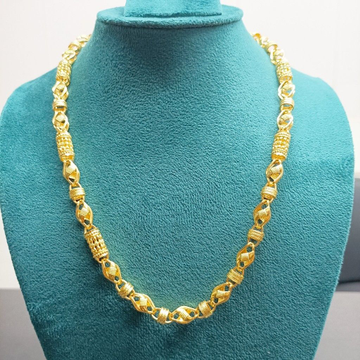 916 Gold Fancy Chain by Suvidhi Ornaments