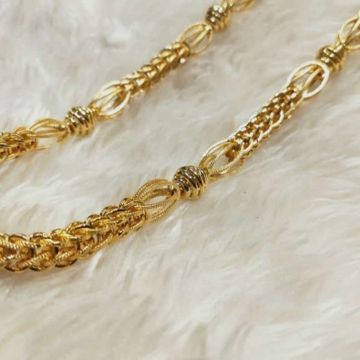 22k Indo Italian chain by Suvidhi Ornaments