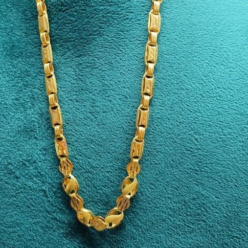 22crt Gold Hollow Chain